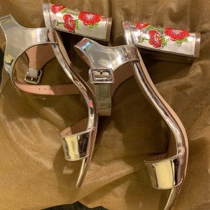 Silver Chic heels! Size 10